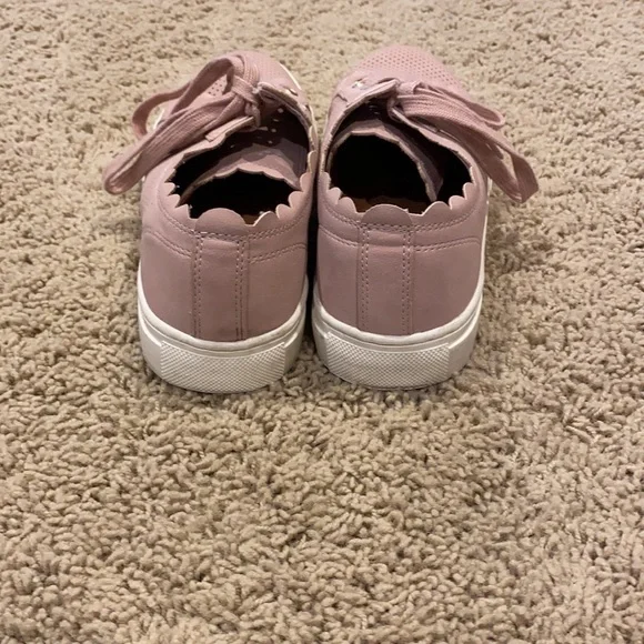 Indigo Rd Kyrie  Sneakers w Scalloped Edge Size 8 - Picture 6 of 11